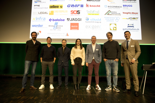 Unsere illustren Gäste v.l.: Hendrix Ackle, Simon Libsig, Roy Cipriano, Elena Quirici, Dario Abbatiello (Gastgeber), Murat Yakin, Benjamin Giezendanner