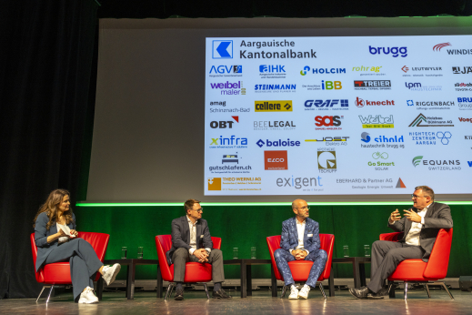 Podium: Judith Wernli, Moderatorin - Urs Furrer, sgv - Matthias Kunz, BKS - Urs Widmer, AGV